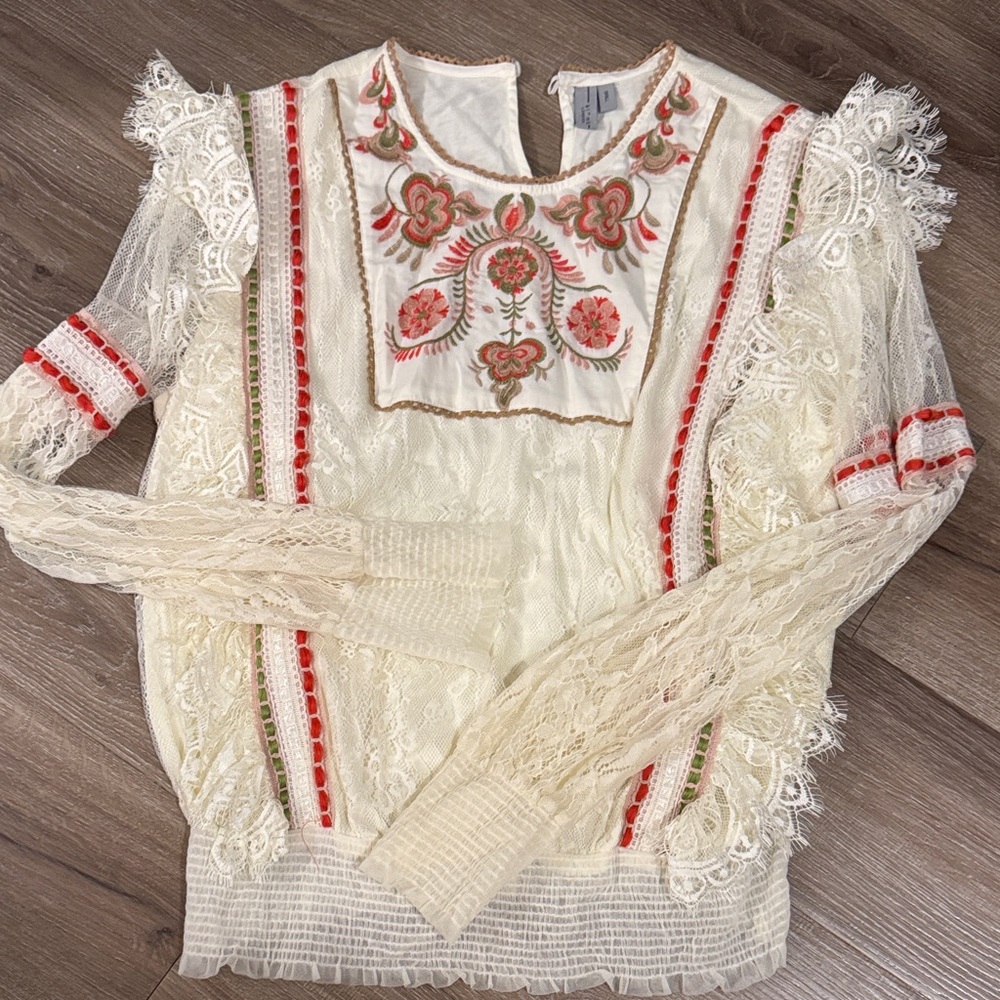 Floral Embroidered Lace Blouse in Cream and Red
